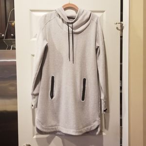 Athleta Sweatshirt Tunic Size Medium